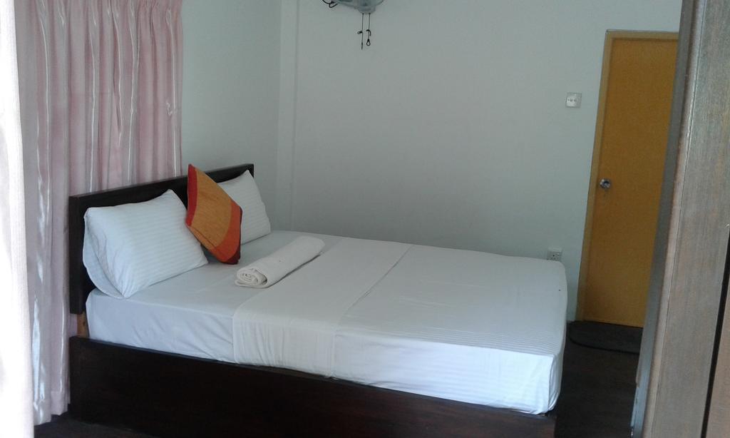 Sigiriya River Side Resort Quarto foto
